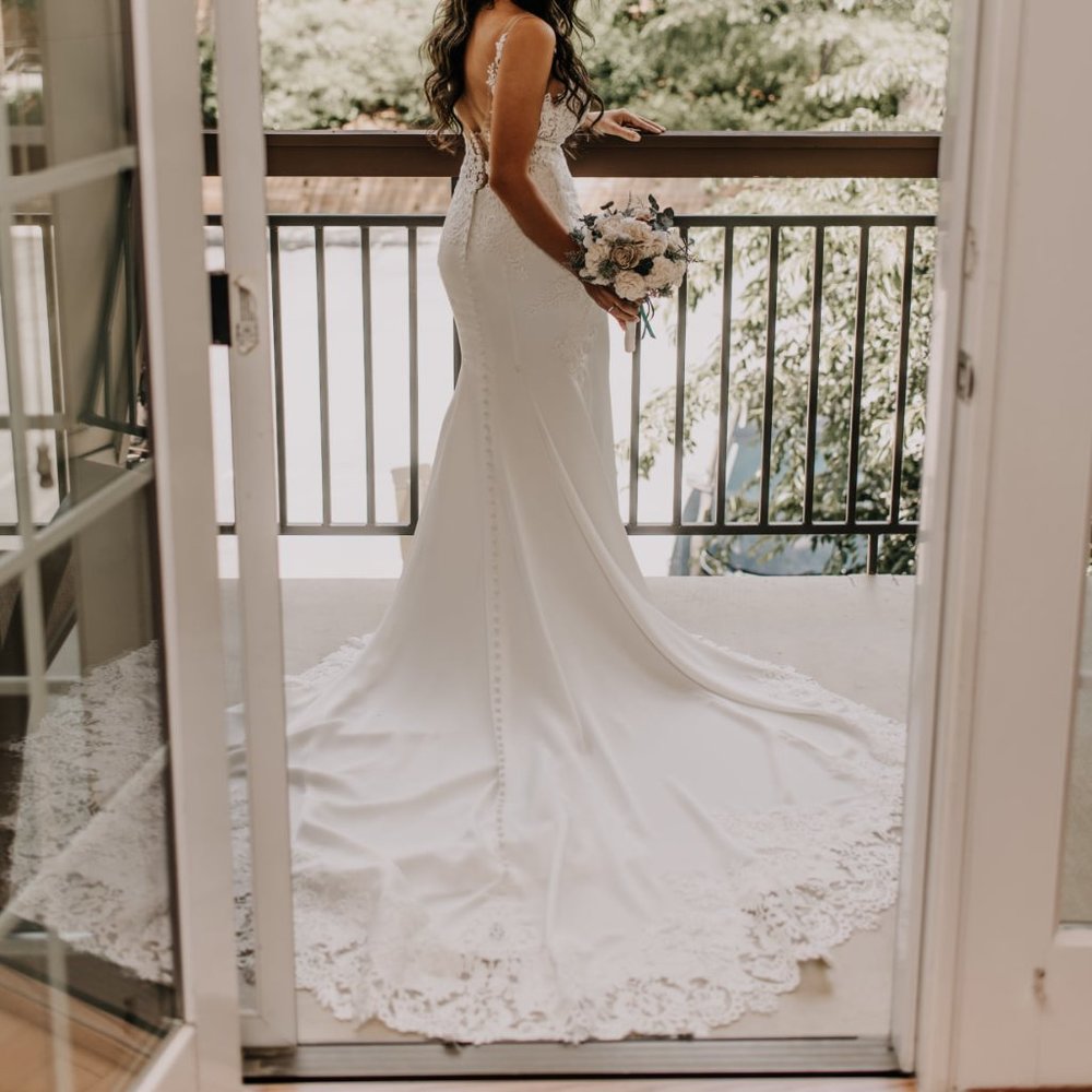 STELLA YORK WEDDING GOWN (6648)